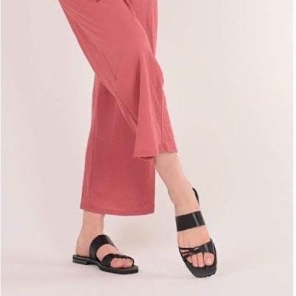 BOTKIER Black MOIRA flat 2 strap slide sandals size 9.5. - Picture 1 of 9